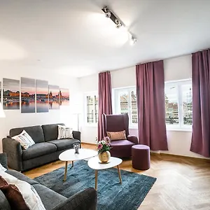 Familienapartment Mit Blick Zur Frauenkirche Apartment Dresden